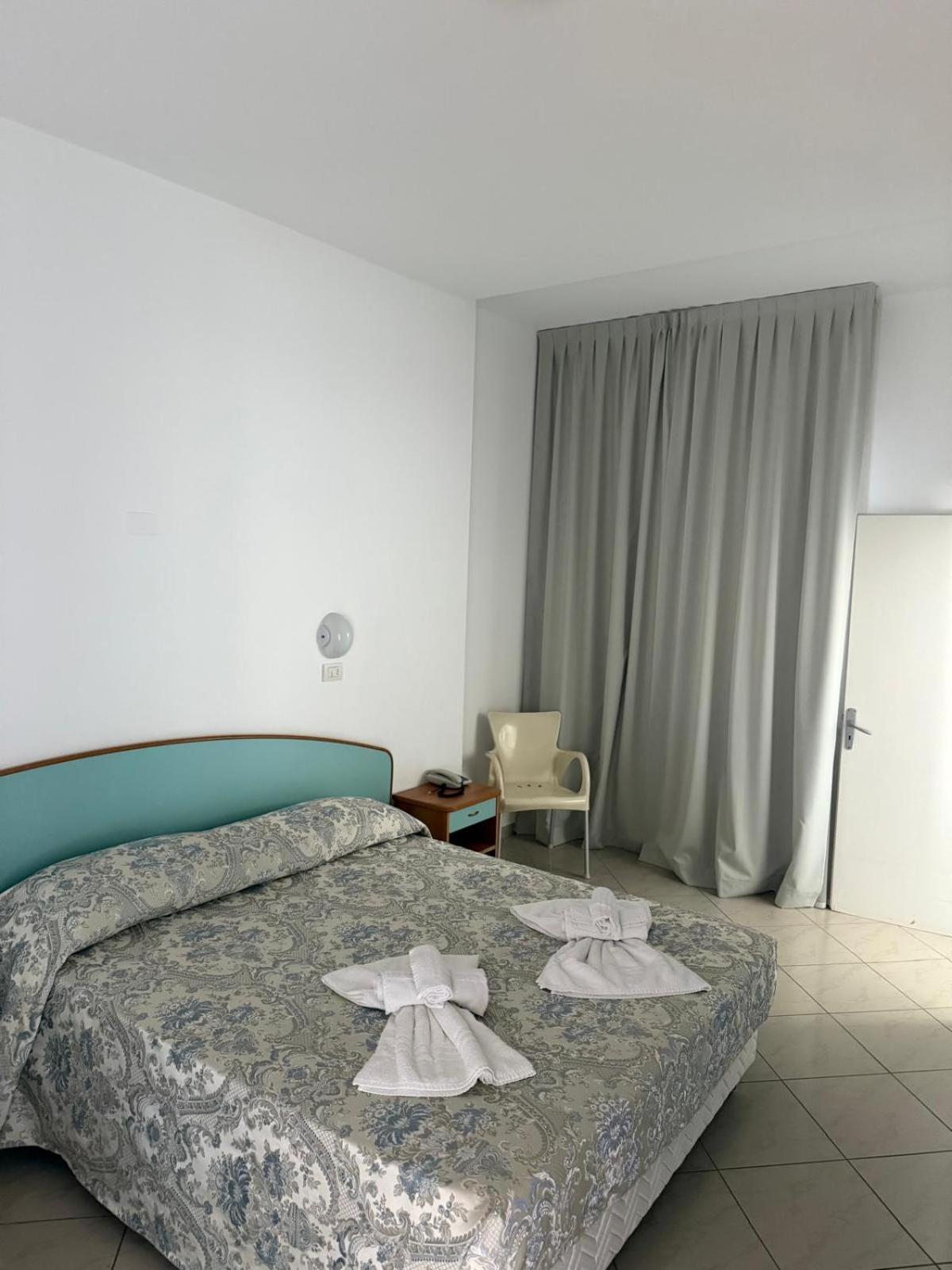 Hotel Spiaggia Villa Paola Bellaria-Igea Marina Exterior photo